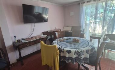 Casa en Venta en Entre calle Arturo Prat y Maipú 1