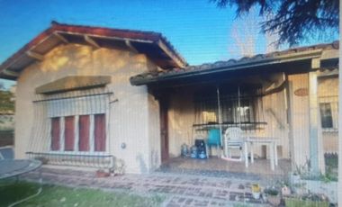 Venta casa 5 ambientes Longchamps Cochera Parrilla
