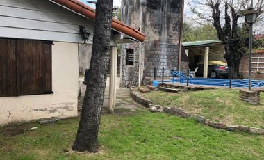 Venta casa 5 ambientes Longchamps Cochera Parrilla