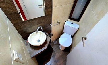 PH DE 3 AMBIENTES EN  VENTA  EN HAEDO CON PARRILLA