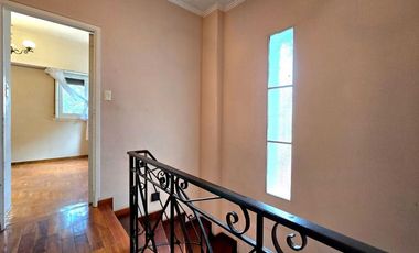 PH DE 3 AMBIENTES EN  VENTA  EN HAEDO CON PARRILLA