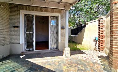 PH DE 3 AMBIENTES EN  VENTA  EN HAEDO CON PARRILLA