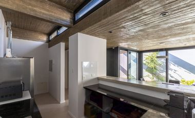 CASA EN VENTA GONNET 3 DORMITORIOS ENTRE CAMINOS