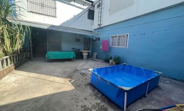 VENTA CASA 3 AMBIENTES MÁS 3 DEPTOS TRUJUI MORENO