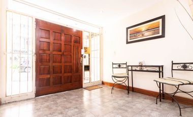 Depto duplex 4 amb c/ dependencia,terraza y balcón