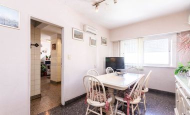 Depto duplex 4 amb c/ dependencia,terraza y balcón