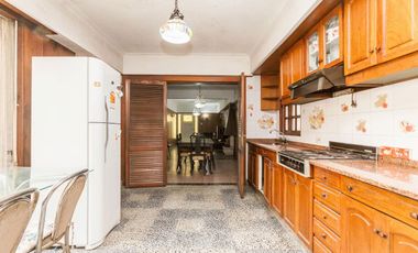 VENTA CASA APTO CREDITO 4 AMB JARDIN COCHERA GERLI