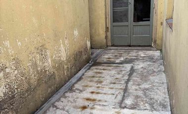 VENTA CASA 3 AMB CON PATIO Y COCHERA AVELLANEDA