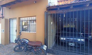 CASA 6 AMB VENTA VILLA ADELINA JARDIN PILE QUINCHO