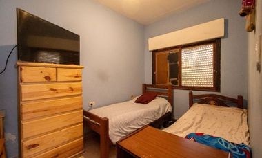 CASA SOBRE AV. GRAL. PAZ 7900