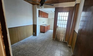 CASA 2 DORM EN VENTA  en Fomento 9 de JULIO