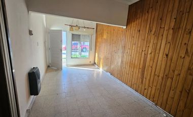 CASA 2 DORM EN VENTA  en Fomento 9 de JULIO