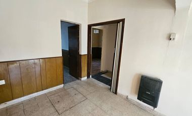 CASA 2 DORM EN VENTA  en Fomento 9 de JULIO