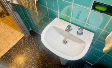 VENTA CASA EN BLOCK 3 PH - Nueva Pompeya