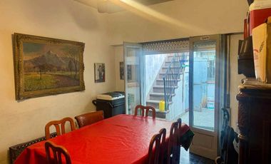 VENTA CASA EN BLOCK 3 PH - Nueva Pompeya