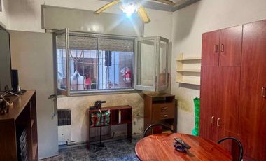 VENTA CASA EN BLOCK 3 PH - Nueva Pompeya