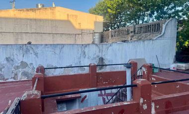 VENTA CASA EN BLOCK 3 PH - Nueva Pompeya