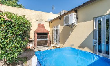 VENTA CASA 3 AMBIENTES COCHERA FLORENCIO VARELA