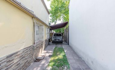 VENTA CASA 3 AMBIENTES COCHERA FLORENCIO VARELA