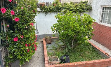 OPORTUNIDAD CASA EN  LOTE 300 MTS LOS POLVORINES