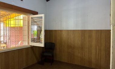 OPORTUNIDAD CASA EN  LOTE 300 MTS LOS POLVORINES