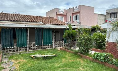 OPORTUNIDAD CASA EN  LOTE 300 MTS LOS POLVORINES