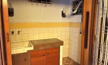 OPORTUNIDAD CASA EN  LOTE 300 MTS LOS POLVORINES