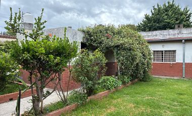 OPORTUNIDAD CASA EN  LOTE 300 MTS LOS POLVORINES