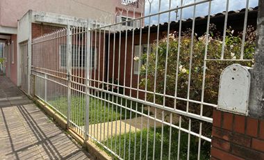 OPORTUNIDAD CASA EN  LOTE 300 MTS LOS POLVORINES