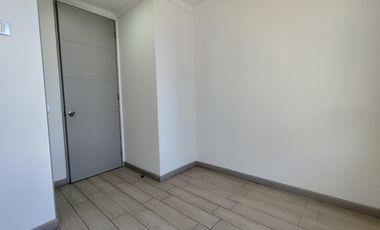 OFERTA EN ARRIENDO 2D/2B/ESTC/BODEGA EN LA CISTERNA