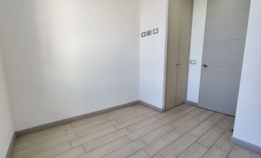 OFERTA EN ARRIENDO 2D/2B/ESTC/BODEGA EN LA CISTERNA