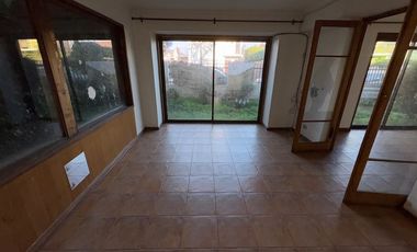 Casa en venta c/ estacionamiento en Centro de Rancagua