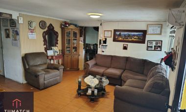 Casa en venta c/ estacionamiento en La Florida