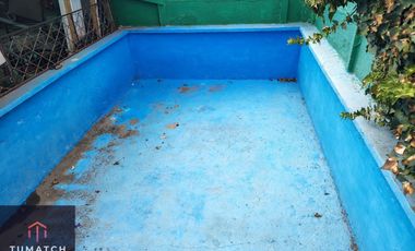 Casa en venta c/ estacionamiento en La Florida