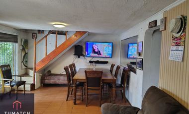 Casa en venta c/ estacionamiento en La Florida