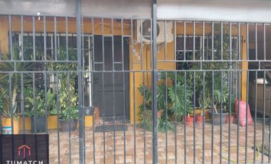 Casa en venta c/ estacionamiento en La Florida