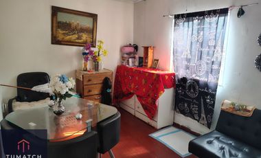 Casa en venta c/ estacionamiento en La Florida