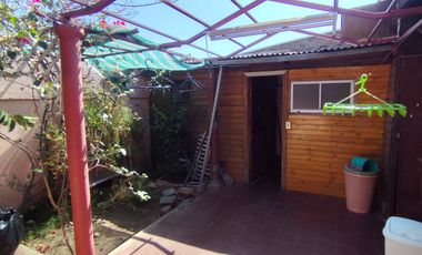 SE ARRIENDA GRAN CASA EN SAN JOAQUÍN