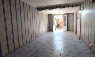 SE ARRIENDA GRAN CASA EN SAN JOAQUÍN