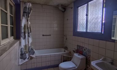 SE ARRIENDA GRAN CASA EN SAN JOAQUÍN