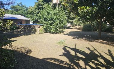 CASA A REFACCIONAR SOBRE LOTE DE 1200 M2 BOSQUES