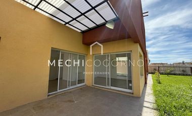 Casa en alquiler de dos dormitorios en Casas de Santa María