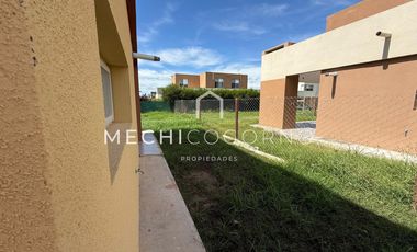 Casa en alquiler de dos dormitorios en Casas de Santa María