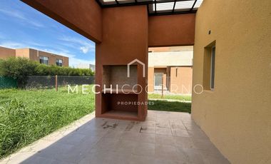 Casa en alquiler de dos dormitorios en Casas de Santa María
