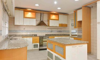 Venta PH tipo casa 4 ambiente Valentín Alsina.