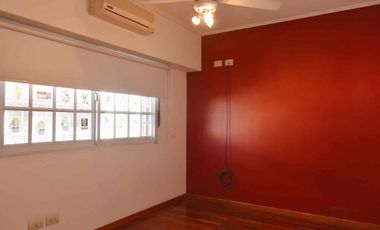 Venta PH tipo casa 4 ambiente Valentín Alsina.