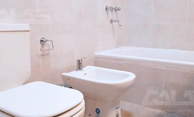 DÚPLEX | 3 AMBIENTES | PATIO CON PARQUE | IMPECABLE | COCHERA DOBLE | ITUZAINGÓ SUR