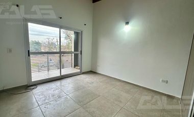 DÚPLEX | 3 AMBIENTES | PATIO CON PARQUE | IMPECABLE | COCHERA DOBLE | ITUZAINGÓ SUR