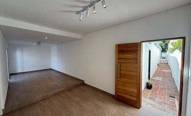 VENTA-CASA-INTERNO UNICO-DOS DORMITORIOS-MUY LUMINOSO-SARGENTO CABRAL