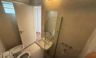 VENTA-CASA-INTERNO UNICO-DOS DORMITORIOS-MUY LUMINOSO-SARGENTO CABRAL